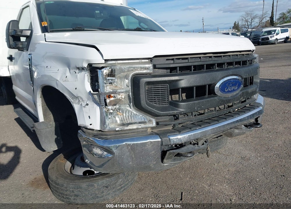 2022 FORD F-450 CHASSIS XL VIN: 1FDTF4GN2NDA16989