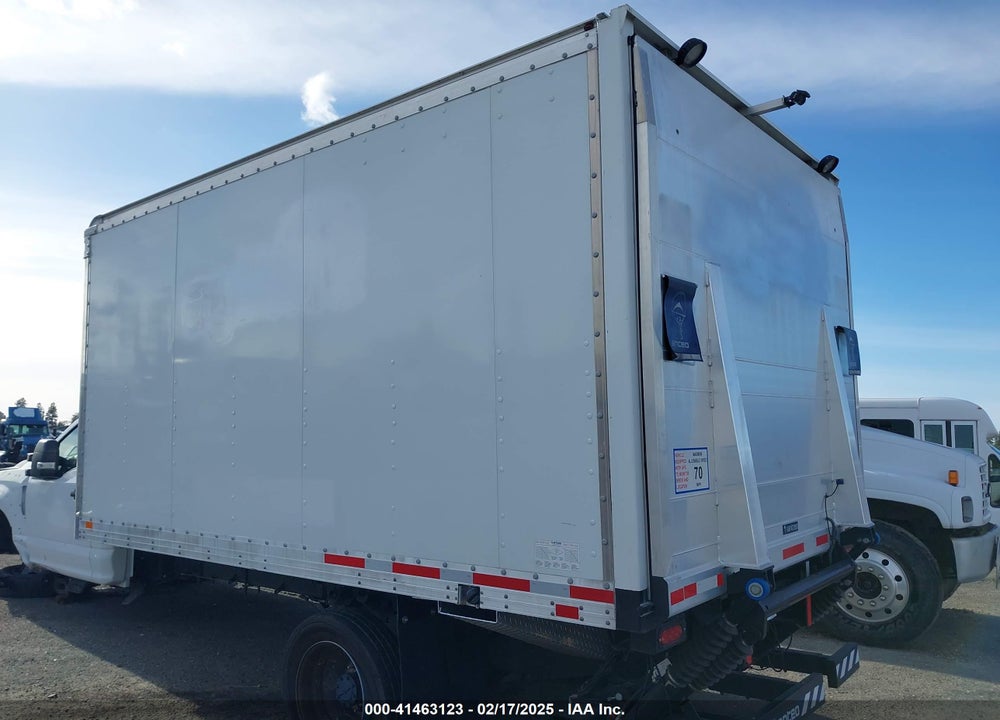 2022 FORD F-450 CHASSIS XL VIN: 1FDTF4GN2NDA16989