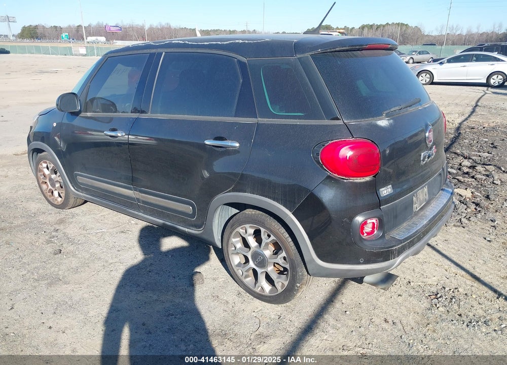 2014 FIAT 500L VIN: ZFBCFADH1EZ010818