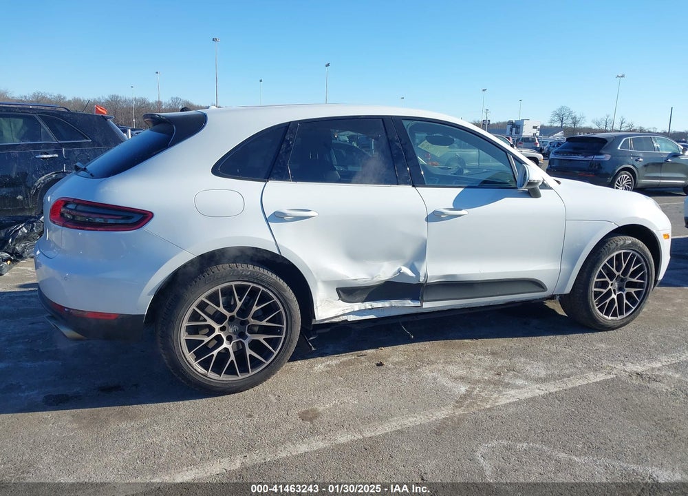2016 PORSCHE MACAN S VIN: WP1AB2A54GLB48289