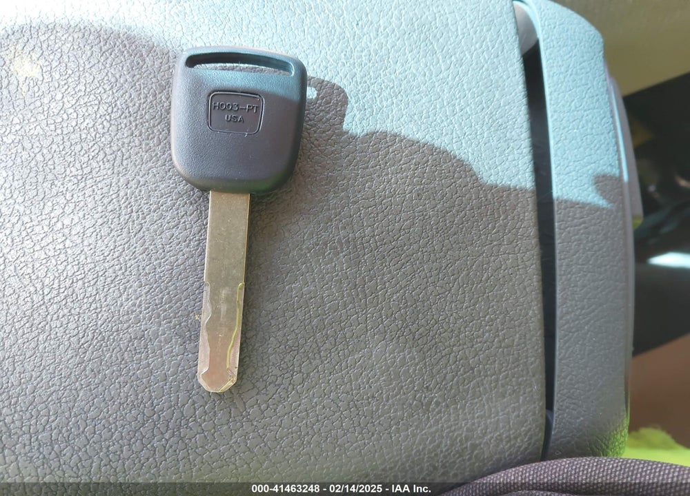 2007 HONDA PILOT EX-L VIN: 5FNYF18547B000926