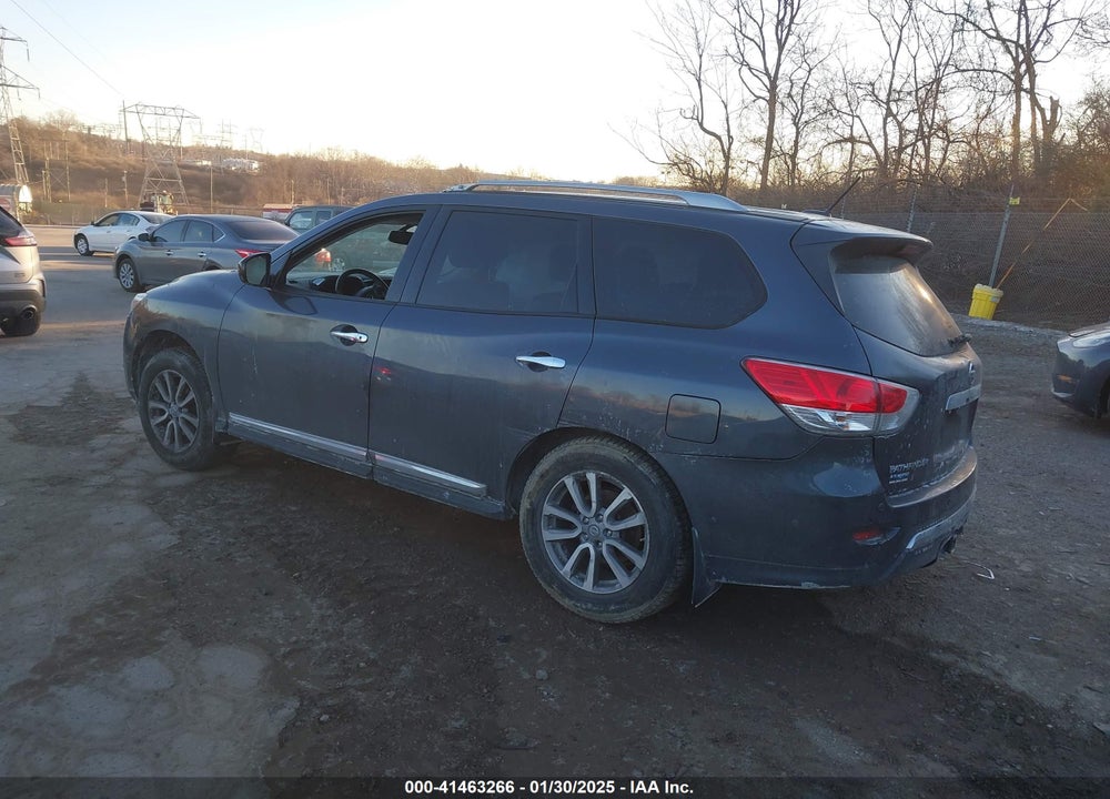 2013 NISSAN PATHFINDER SL VIN: 5N1AR2MM7DC681759