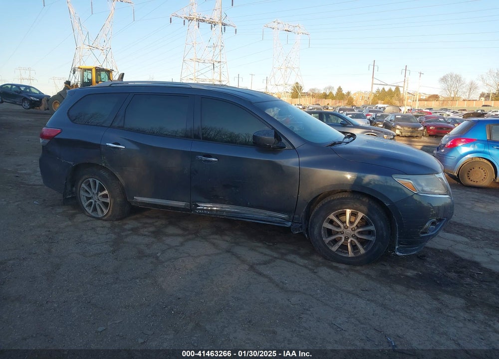 2013 NISSAN PATHFINDER SL VIN: 5N1AR2MM7DC681759