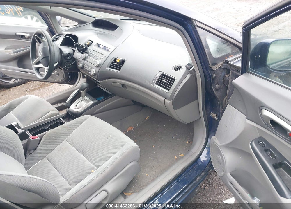 2010 HONDA CIVIC LX VIN: 2HGFA1F52AH559029