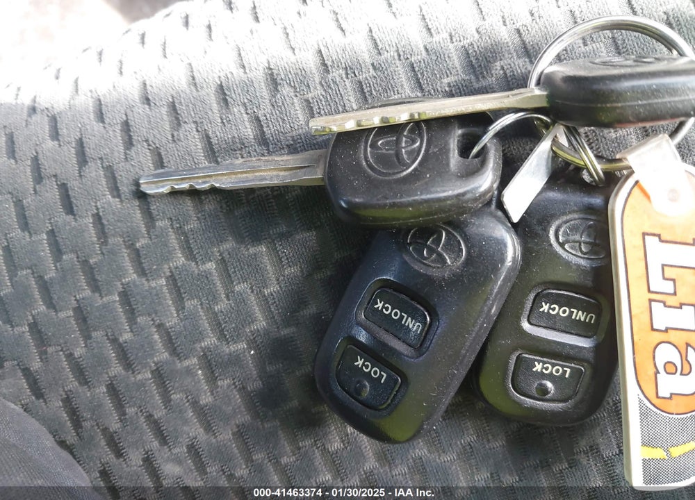 2006 TOYOTA COROLLA VIN: 2T1BR32E96C671223