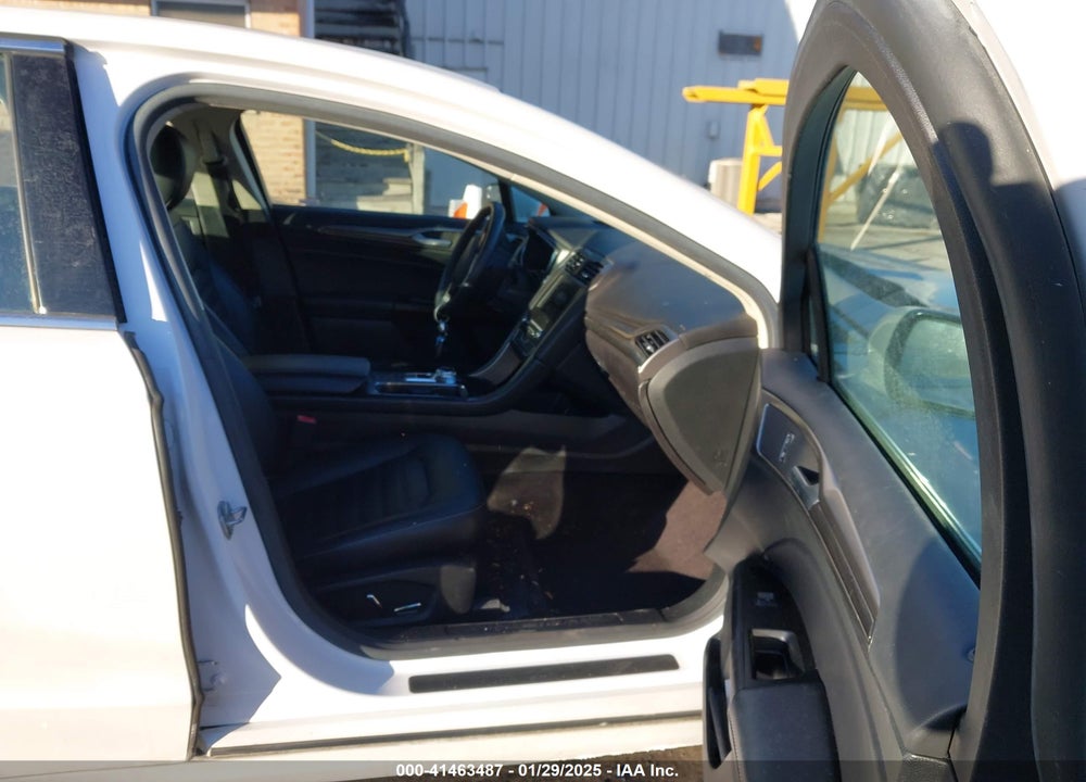 2017 FORD FUSION ENERGI SE LUXURY VIN: 3FA6P0PU5HR153750