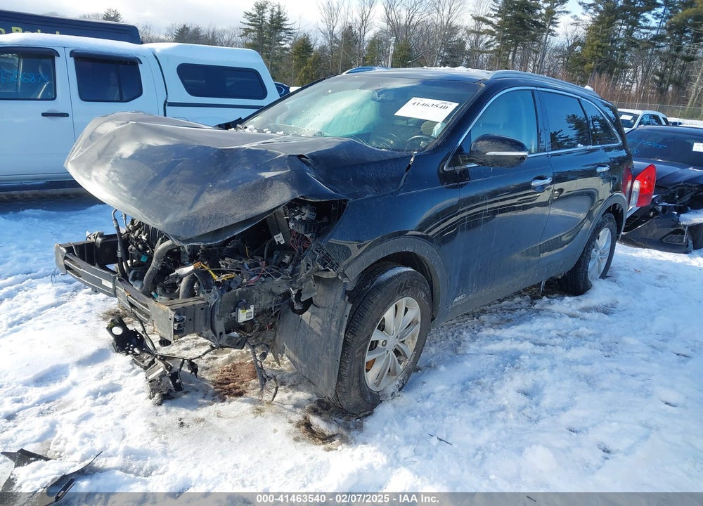2018 KIA SORENTO 2.4L LX VIN: 5XYPGDA37JG346083