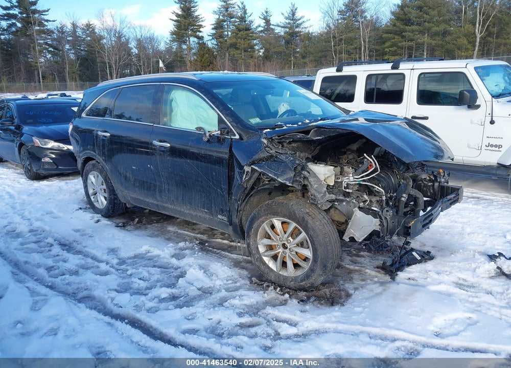 2018 KIA SORENTO 2.4L LX VIN: 5XYPGDA37JG346083