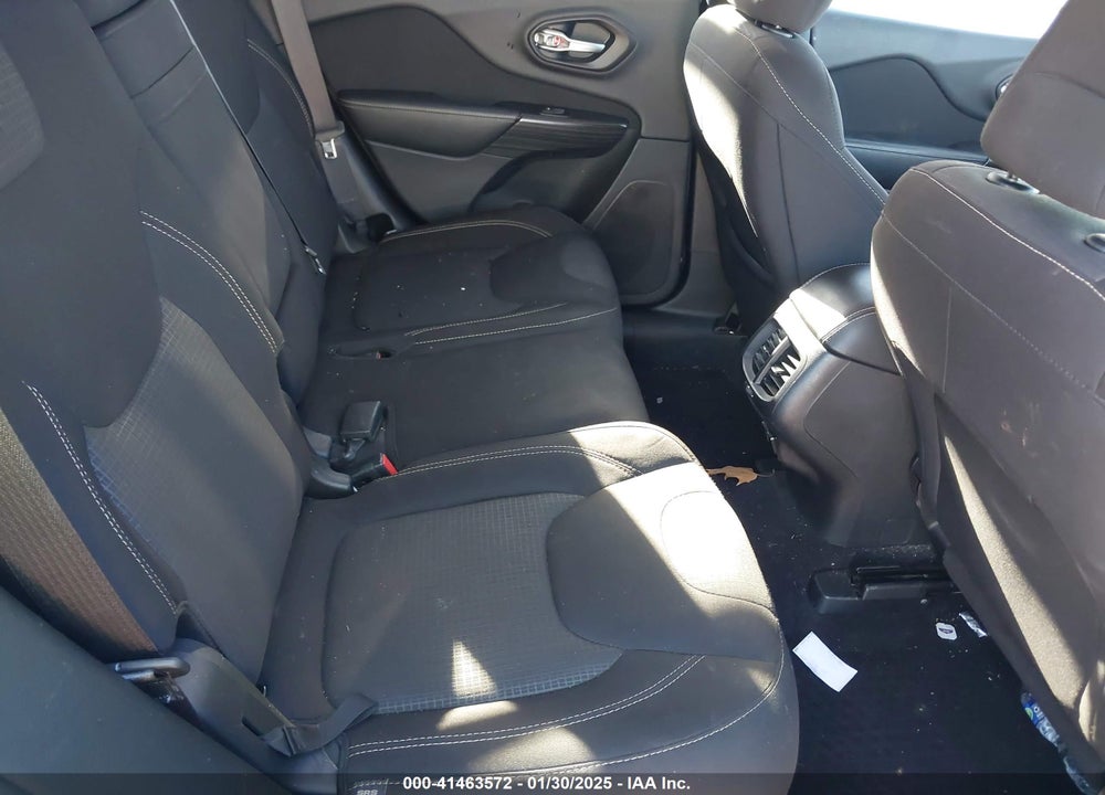 2016 JEEP CHEROKEE LATITUDE VIN: 1C4PJMCB1GW375810