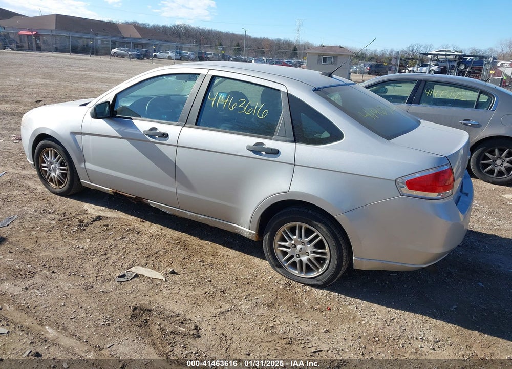 2009 FORD FOCUS VIN: 1FAHP35N99W176582