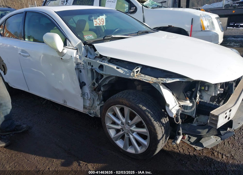 2009 LEXUS IS 250 VIN: JTHCK262992032246