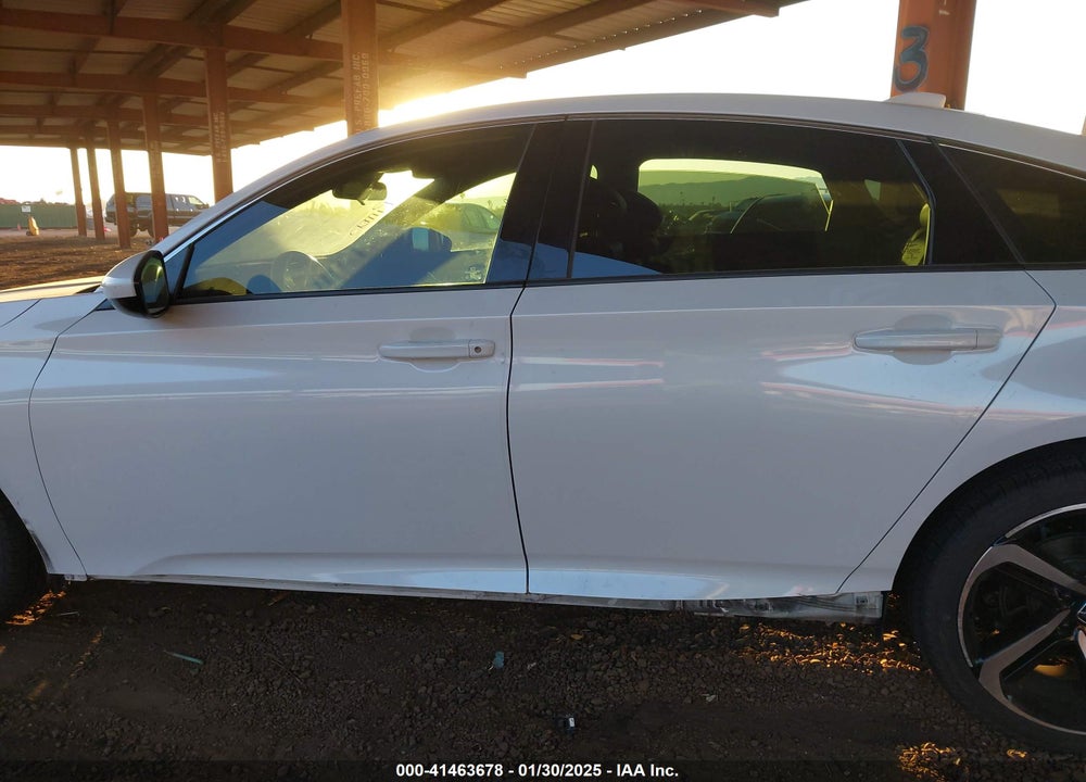 2018 HONDA ACCORD VIN: 1HGCV1F39JA234012