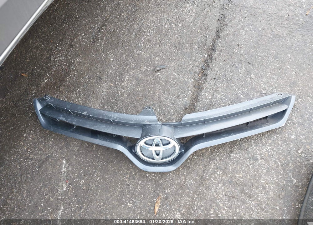 2014 TOYOTA COROLLA VIN: 2T1BURHE8EC004649
