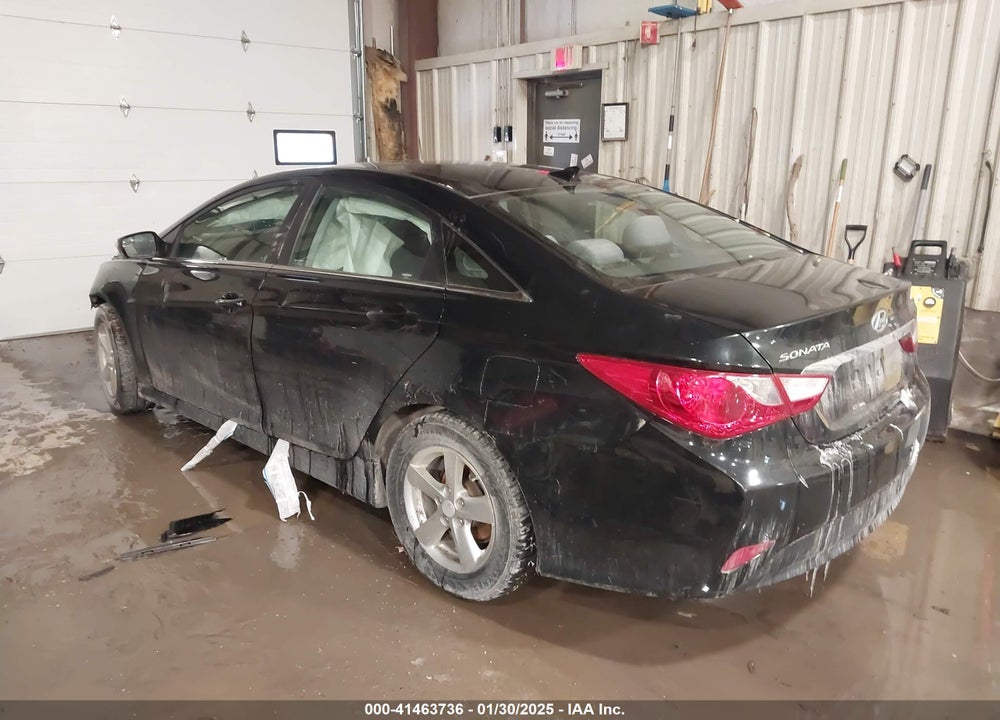 2014 HYUNDAI SONATA VIN: 5NPEB4AC1EH890115