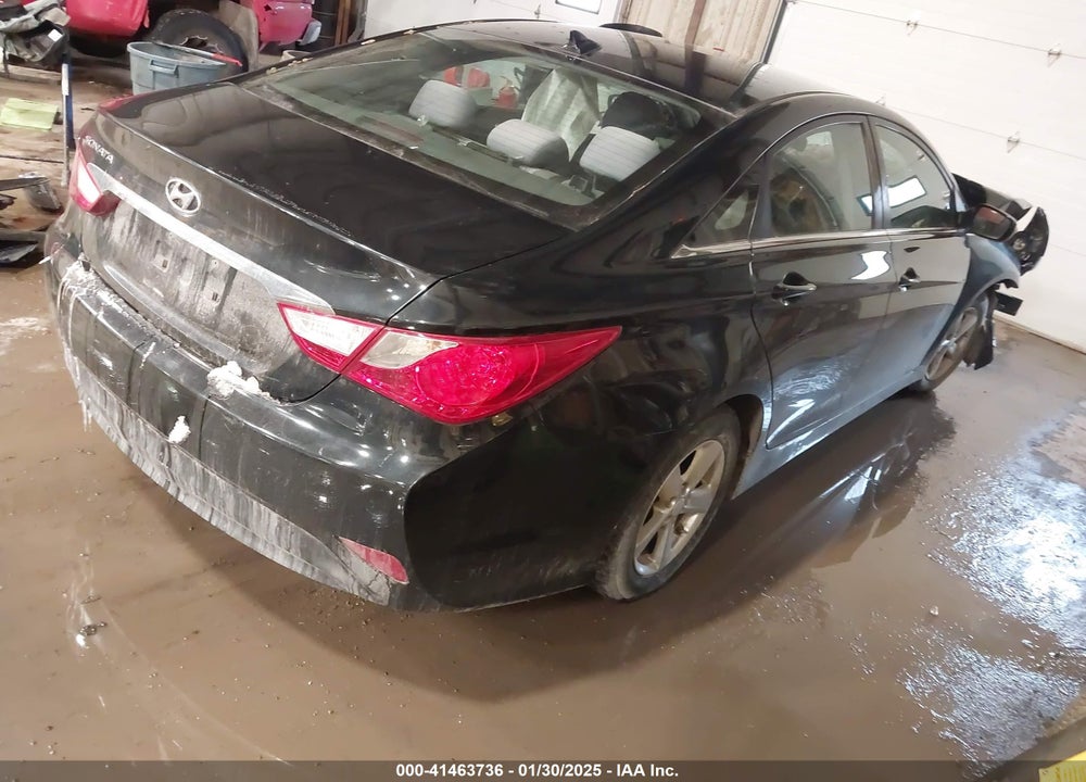 2014 HYUNDAI SONATA VIN: 5NPEB4AC1EH890115