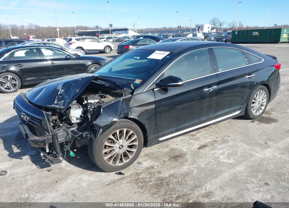 2015 HYUNDAI SONATA VIN: 5NPE34AF5FH056132