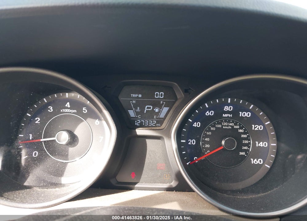 2014 HYUNDAI ELANTRA VIN: 5NPDH4AE9EH478469
