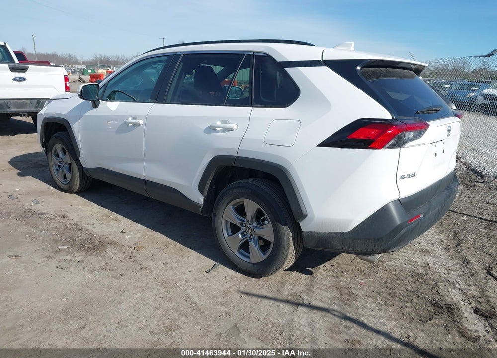 2024 TOYOTA RAV4 XLE VIN: 2T3W1RFV7RW333240