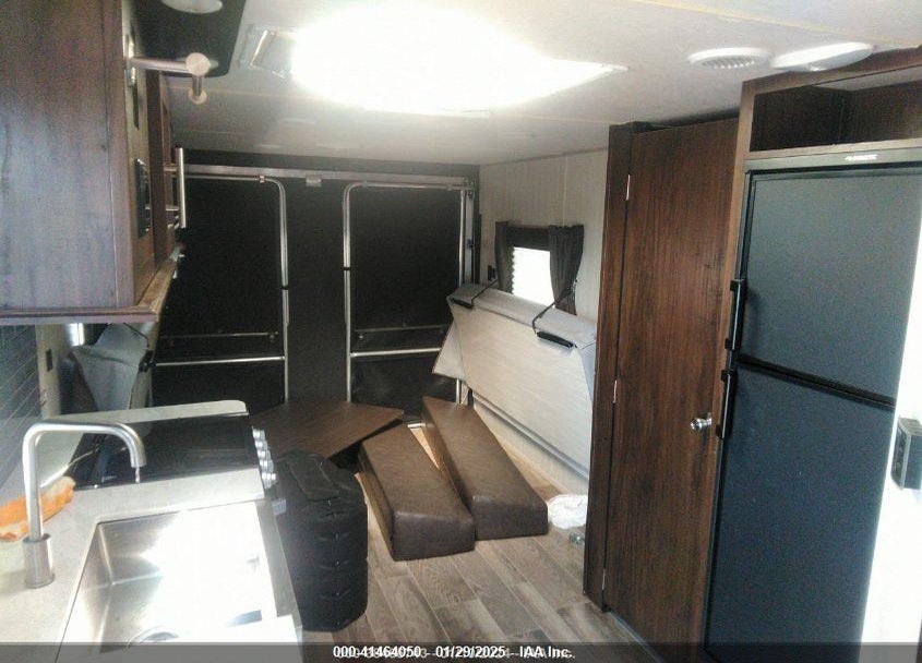 2020 FOREST RIVER GREY WOLF VIN: 4X4TCKX28L9132019