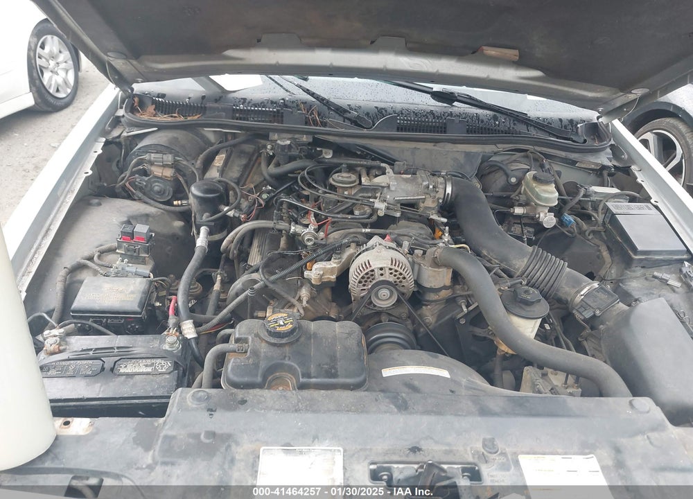 1999 FORD CROWN VICTORIA LX VIN: 2FAFP74W9XX236645