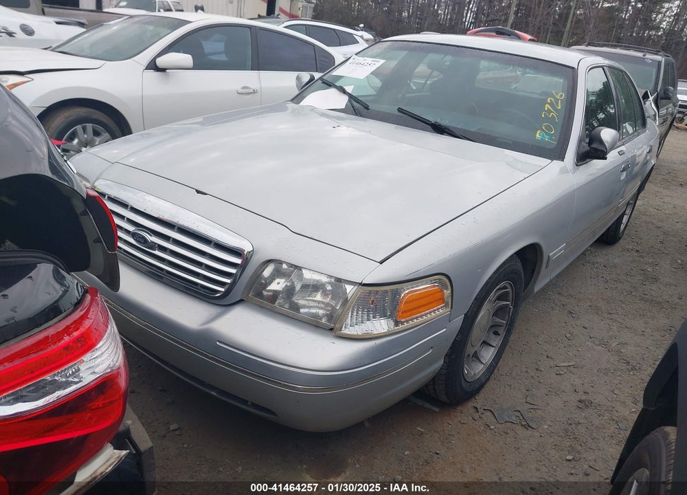 1999 FORD CROWN VICTORIA LX VIN: 2FAFP74W9XX236645