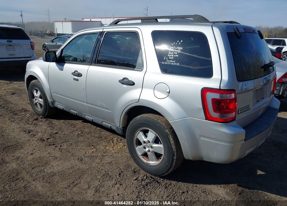 2010 FORD ESCAPE XLT VIN: 1FMCU9D73AKB10104