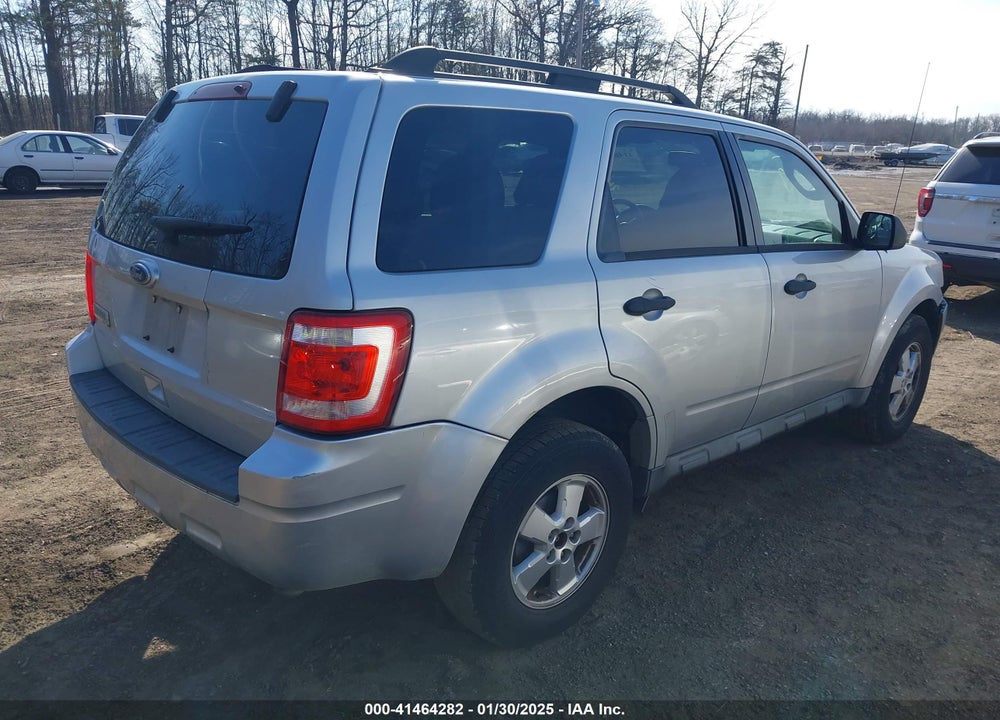 2010 FORD ESCAPE XLT VIN: 1FMCU9D73AKB10104
