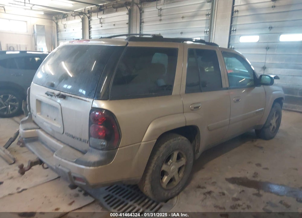 2004 CHEVROLET TRAILBLAZER LT VIN: 1GNDT13S742273188