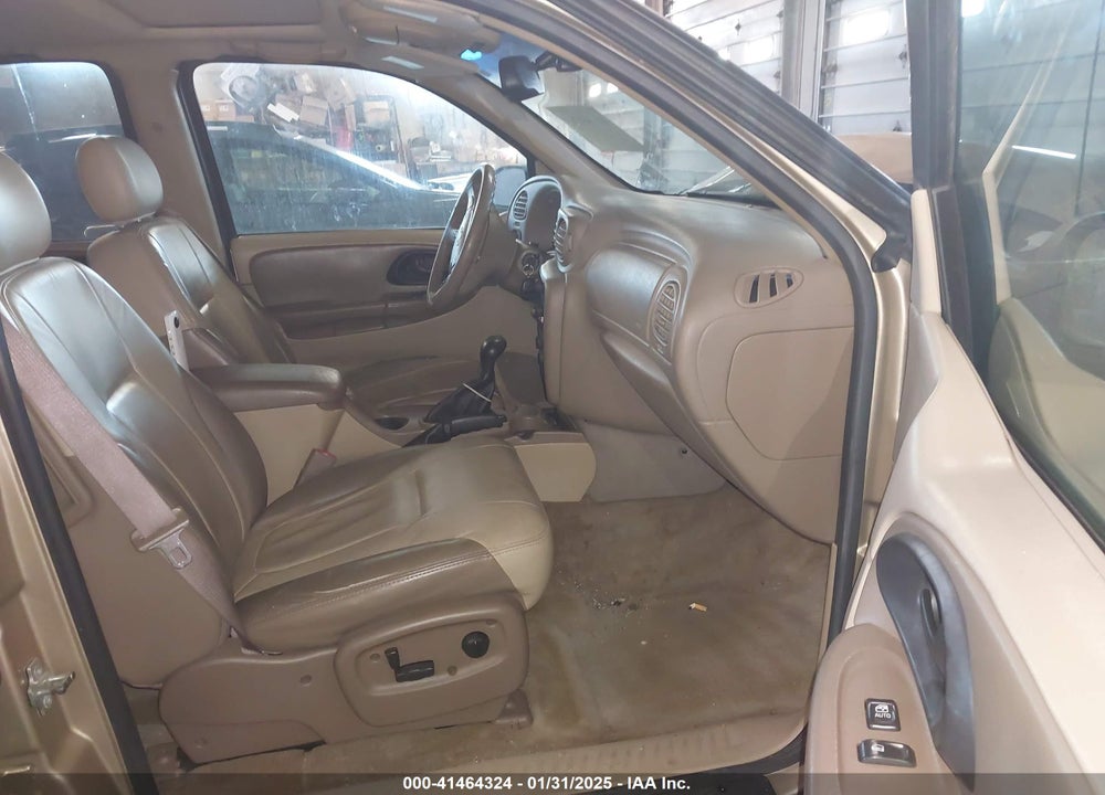 2004 CHEVROLET TRAILBLAZER LT VIN: 1GNDT13S742273188