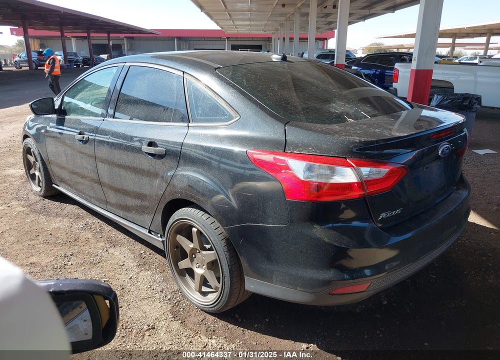 2013 FORD FOCUS VIN: 1FADP3E25DL117009