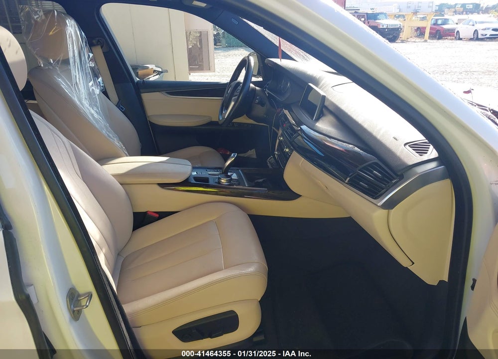 2017 BMW X5 VIN: 5UXKR0C3XH0V72594