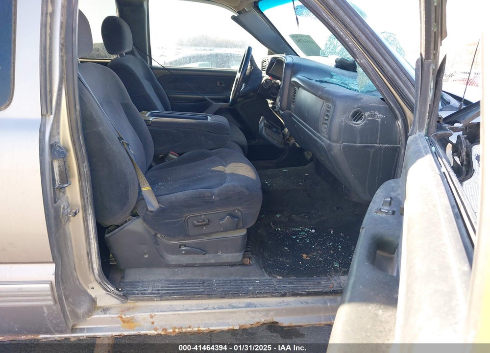 2000 CHEVROLET SILVERADO 1500 LS VIN: 2GCEK19T6Y1352454