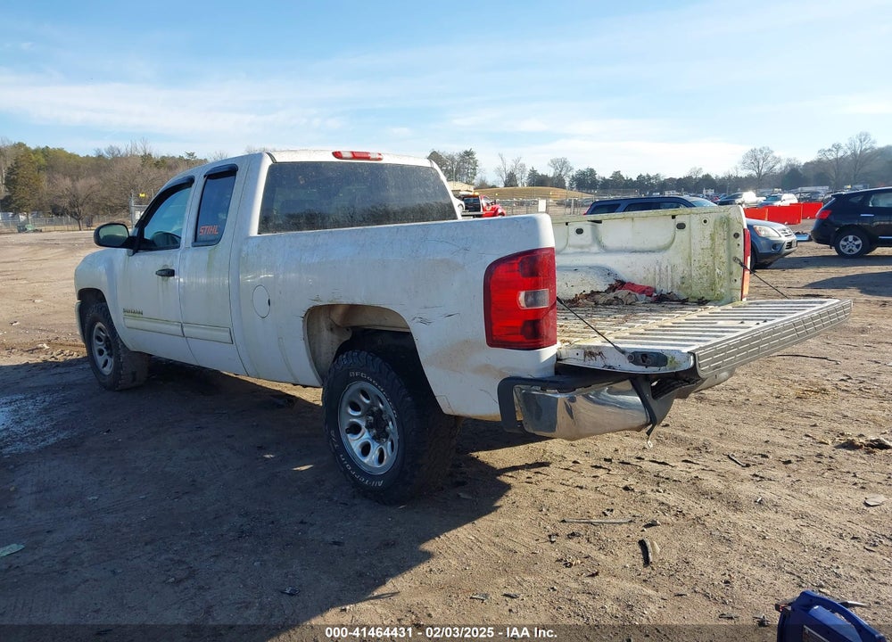 2011 CHEVROLET SILVERADO VIN: 1GCRCREA3BZ417762