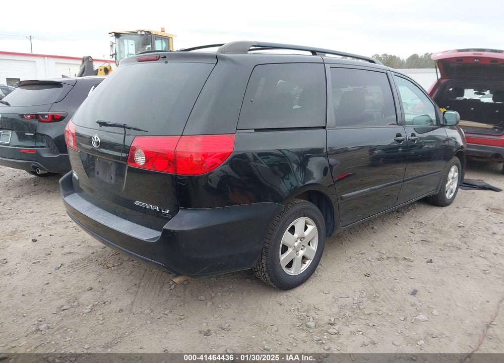 2010 TOYOTA SIENNA LE VIN: 5TDKK4CCXAS329626