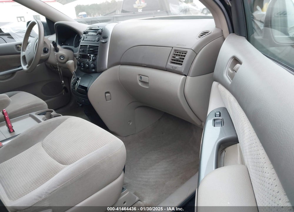 2010 TOYOTA SIENNA LE VIN: 5TDKK4CCXAS329626