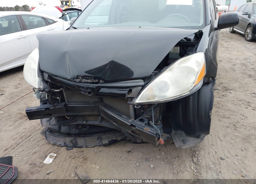 2010 TOYOTA SIENNA LE VIN: 5TDKK4CCXAS329626