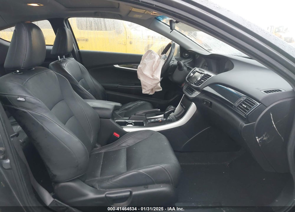 2013 HONDA ACCORD VIN: 1HGCT2B85DA007112