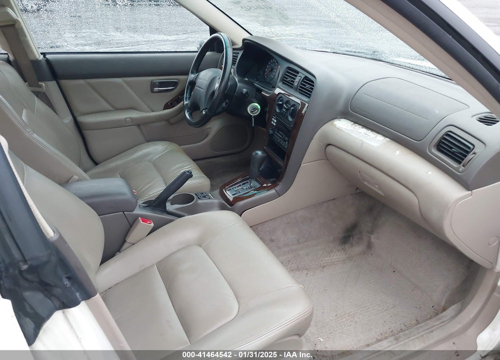 2002 SUBARU OUTBACK VIN: 4S3BE686927205705