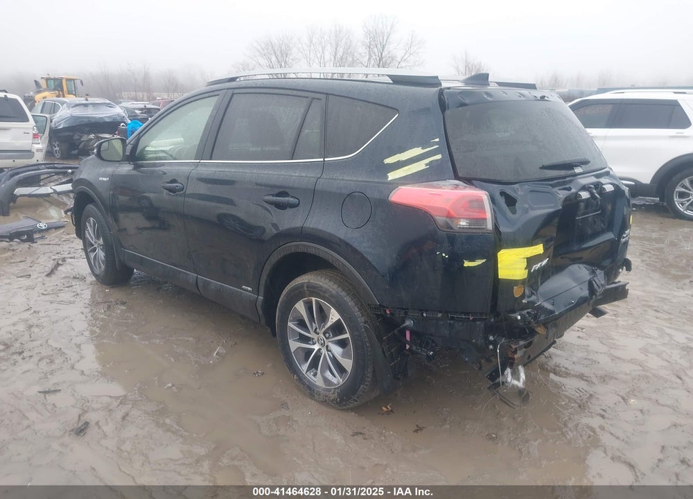 2017 TOYOTA RAV4 HYBRID XLE VIN: JTMRJREV8HD116614