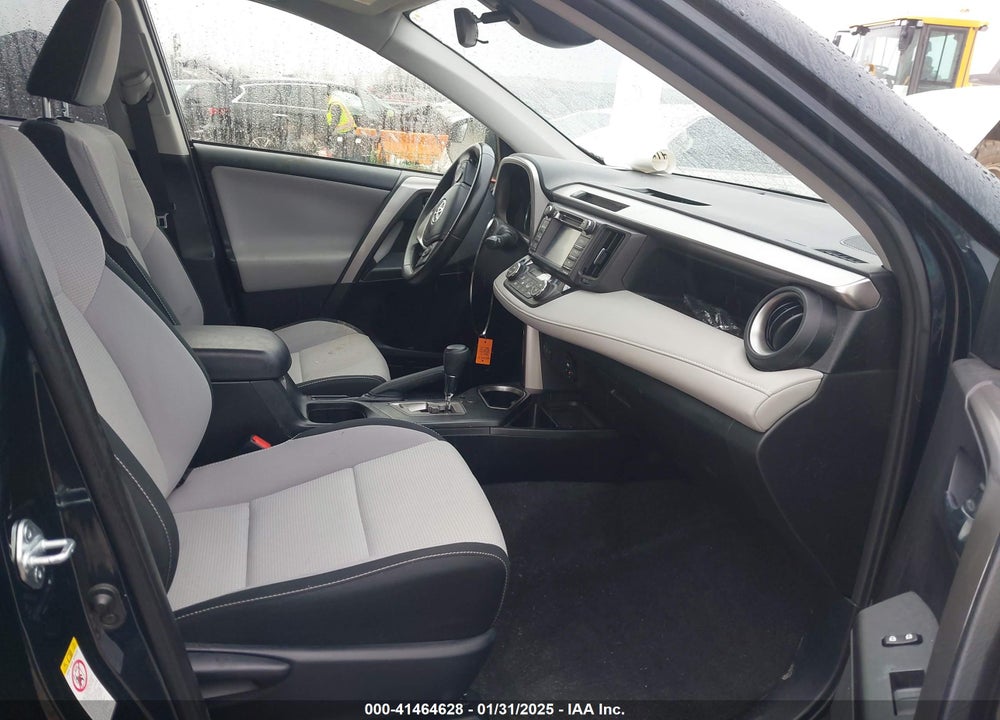 2017 TOYOTA RAV4 HYBRID XLE VIN: JTMRJREV8HD116614