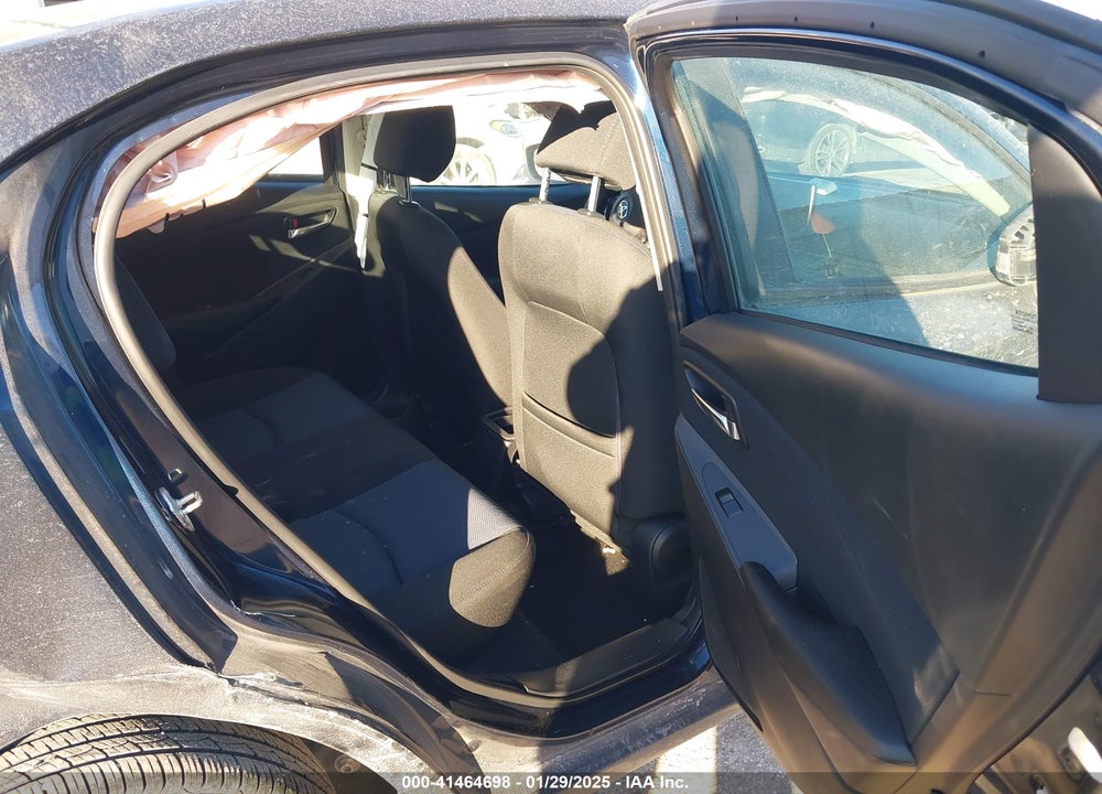 2018 TOYOTA YARIS IA VIN: 3MYDLBYV2JY326864