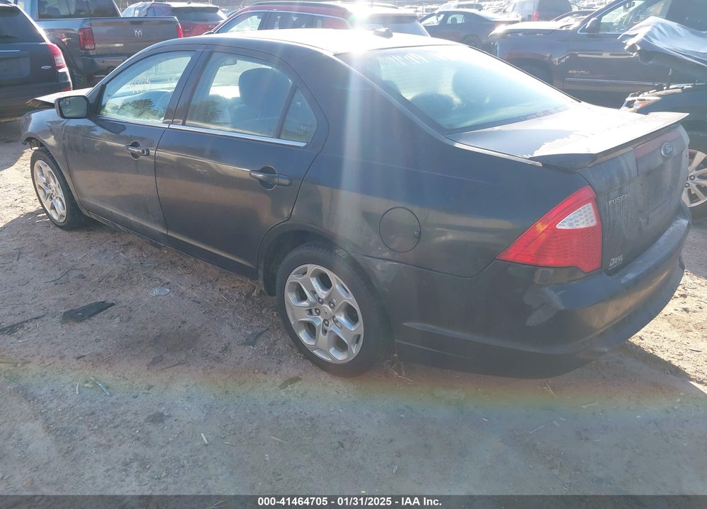 2011 FORD FUSION VIN: 3FAHP0HA7BR178699