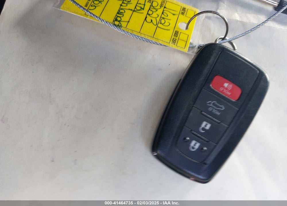 2023 TOYOTA HIGHLANDER XLE VIN: 5TDKDRAH4PS028204