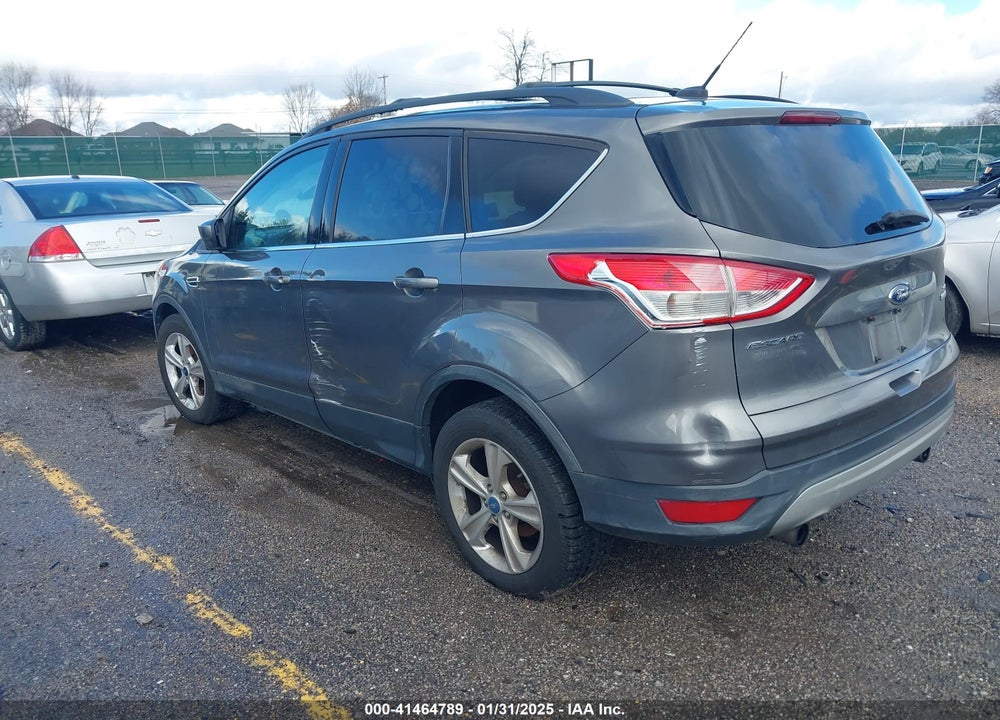 2013 FORD ESCAPE VIN: 1FMCU0GX9DUA92398