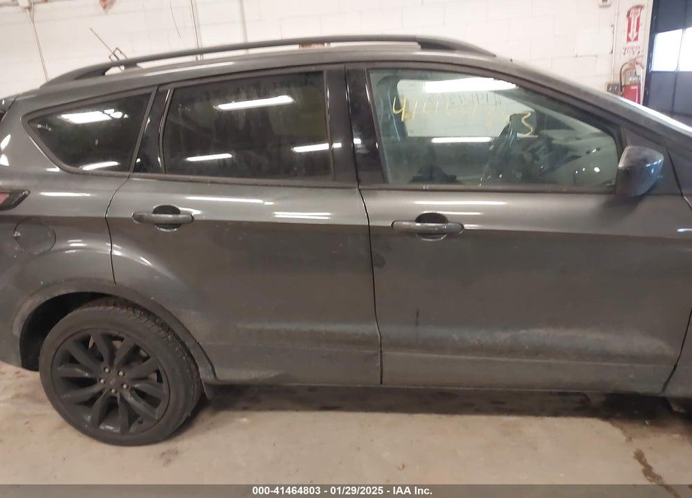 2018 FORD ESCAPE SE VIN: 1FMCU9GD3JUC35500