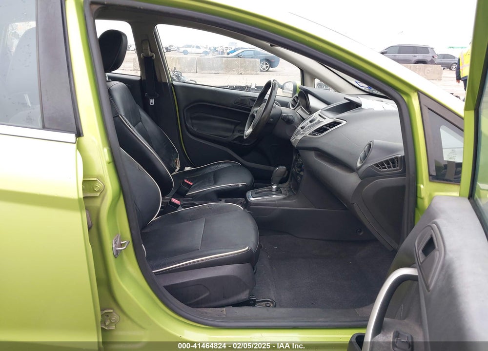 2011 FORD FIESTA VIN: 3FADP4FJ2BM114026