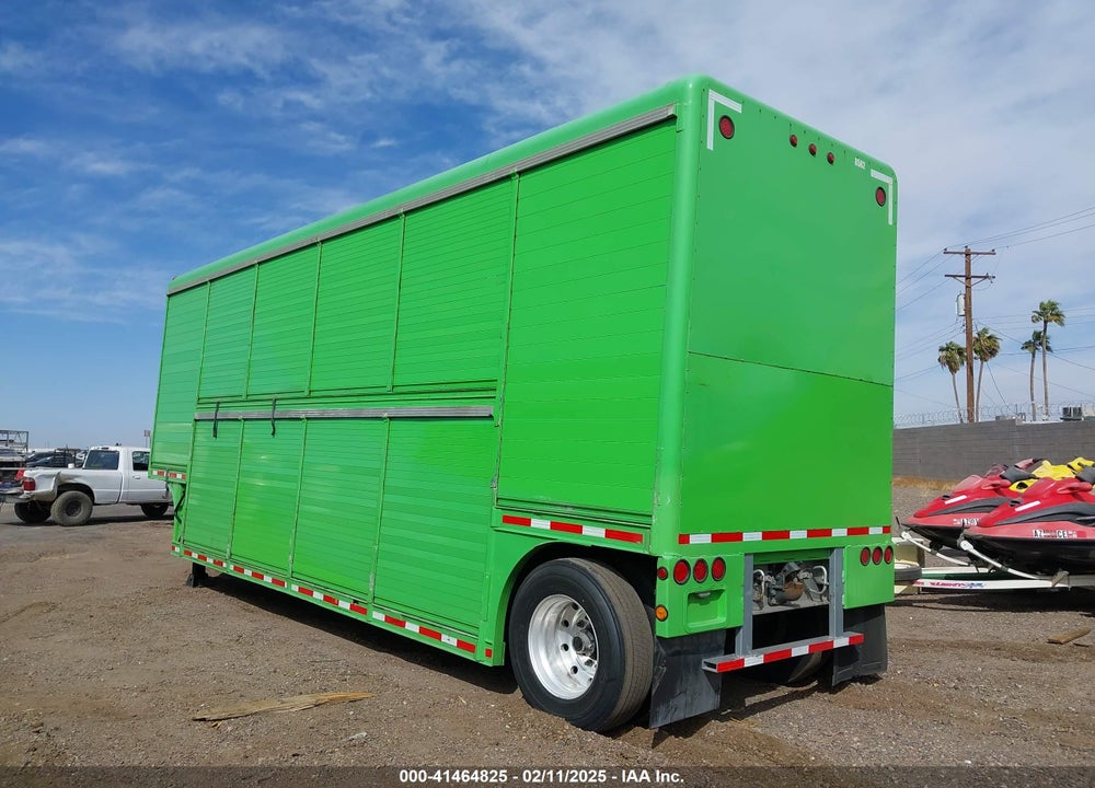 2001 HACKNEY SONS VIN: 1HHRTX1111M000059