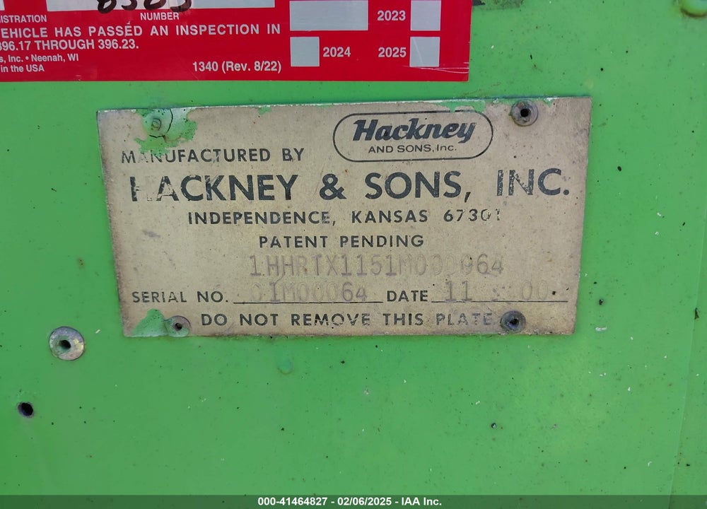 2001 HACKNEY SONS VIN: 1HHRTX1151M000064