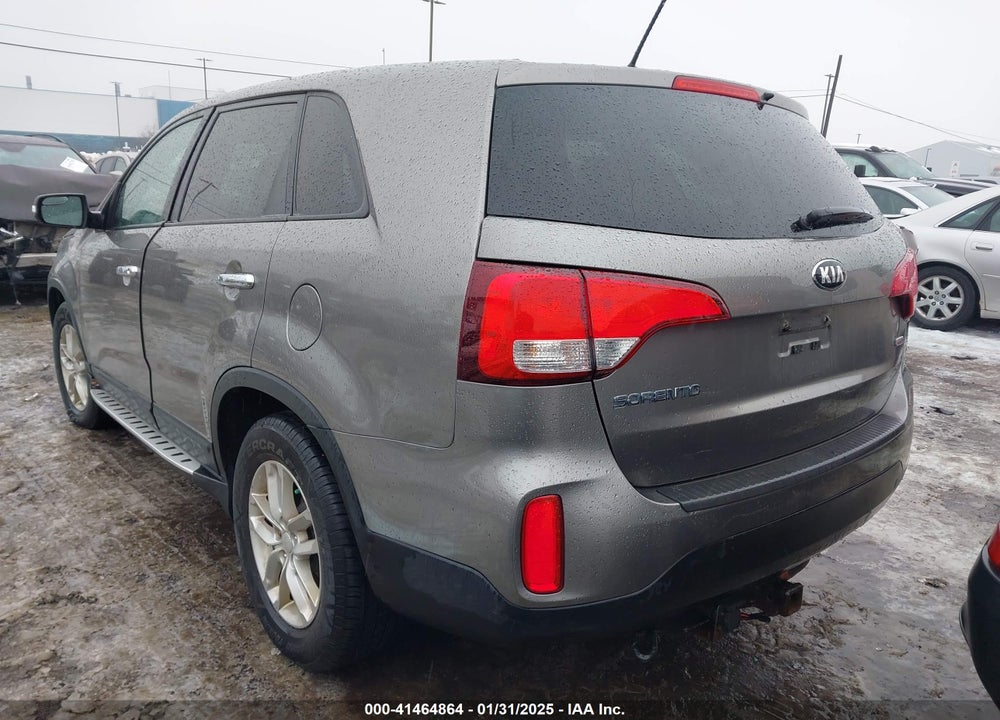 2015 KIA SORENTO VIN: 5XYKT3A60FG579188