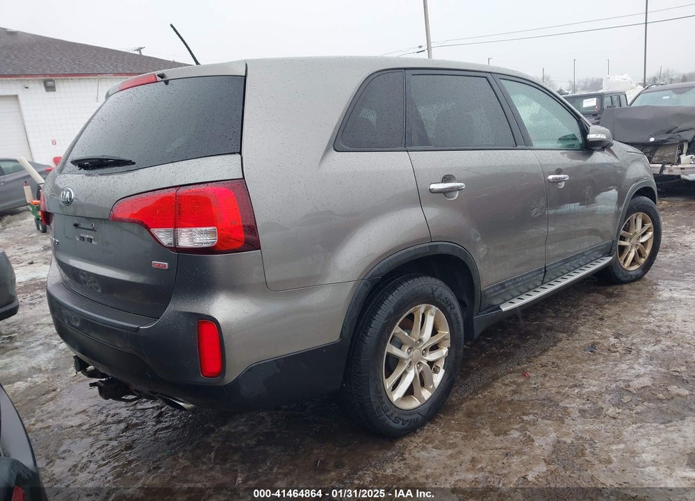 2015 KIA SORENTO VIN: 5XYKT3A60FG579188